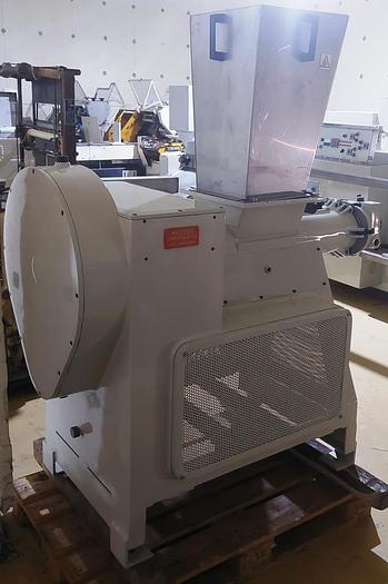 Refurbished Mazzoni Extruder
