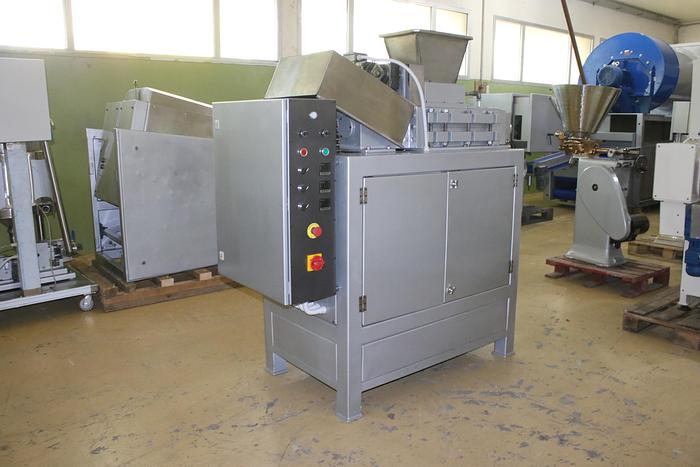 Refurbished WLS KM4 Extruder