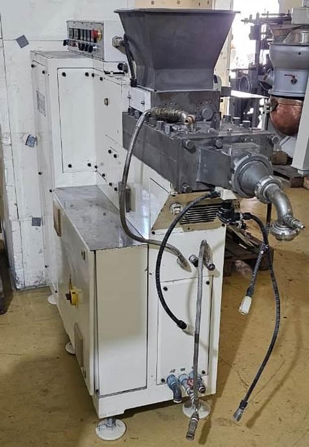 Used Carugil Extruder