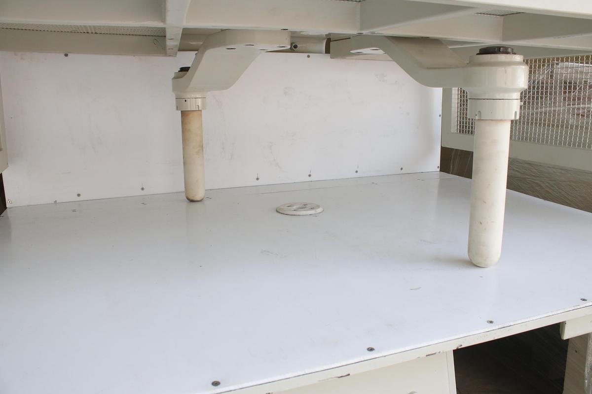 Refurbished Ruffinatti TZ40 Candy Pulling Machine