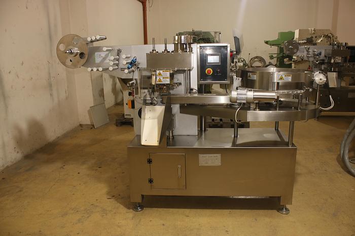 Used Low and Duff Macintyre