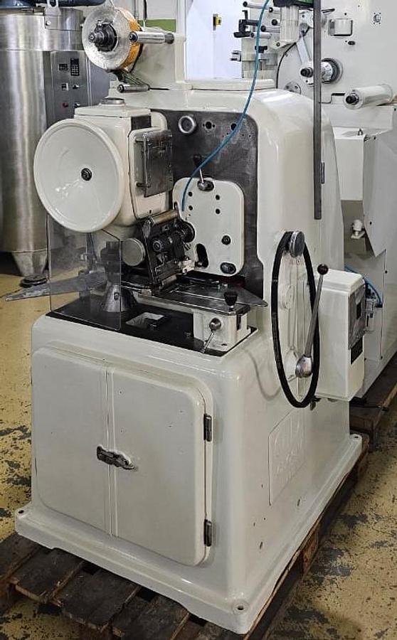 Refurbished GD 2100 coins