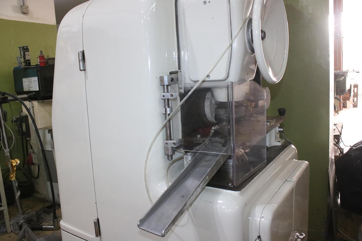 Refurbished GD 2100 coins