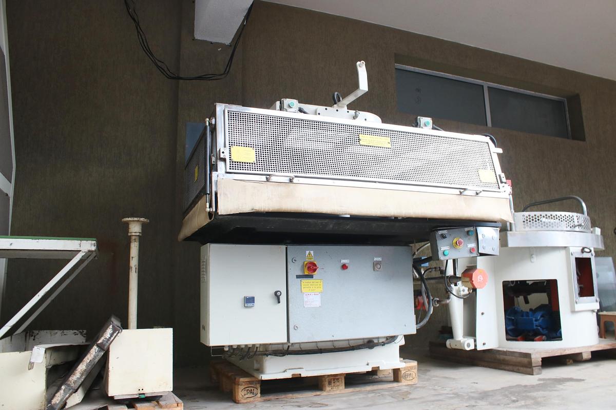 Refurbished Ruffinatti TZ40 Candy Pulling Machine