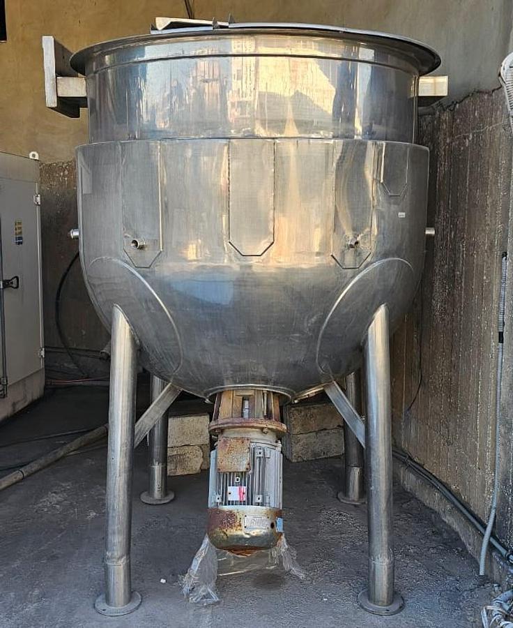 Used 2,000Kgs Stainless Steel Dissolver
