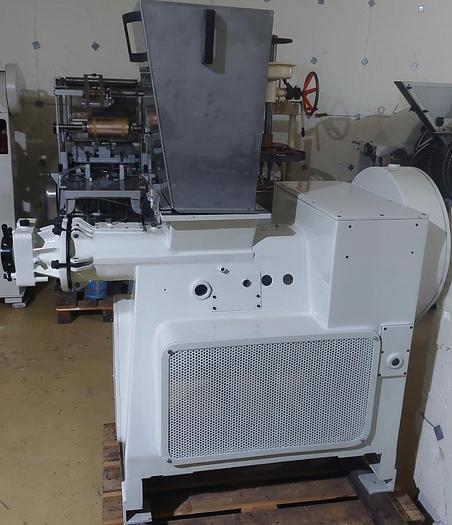 Refurbished Mazzoni Extruder