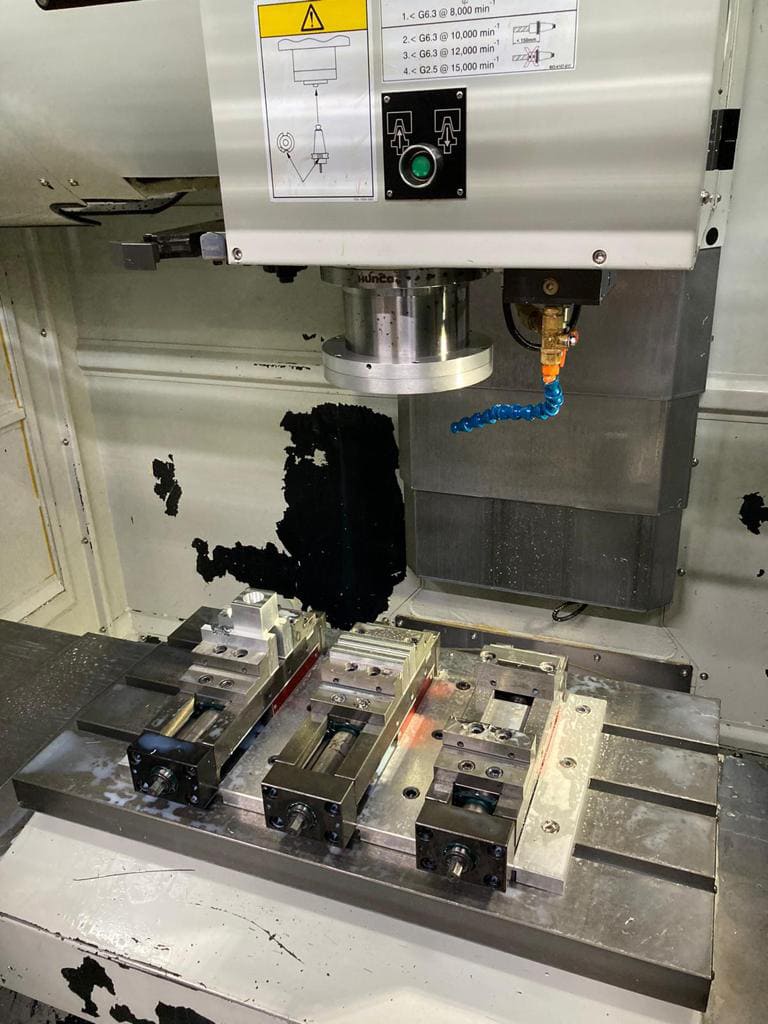 Used HURCO VM10 - 2012