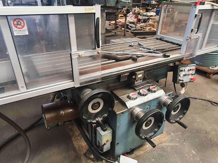Usato FRESATRICE VERTICALE RAMBAUDI RAMMILL 15