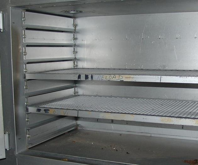 Used 37"W x 25"H x 19"L Despatch V-23 STD Cabinet Oven, 500°F, Electric