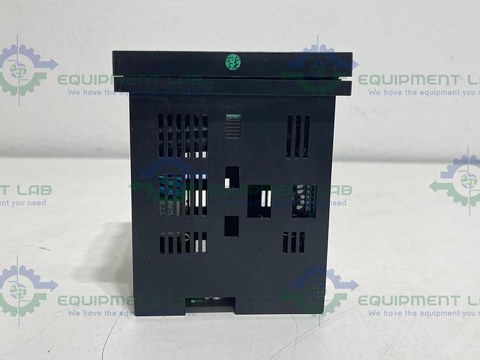 Chromalox 2104-A0100 Temperature Controller