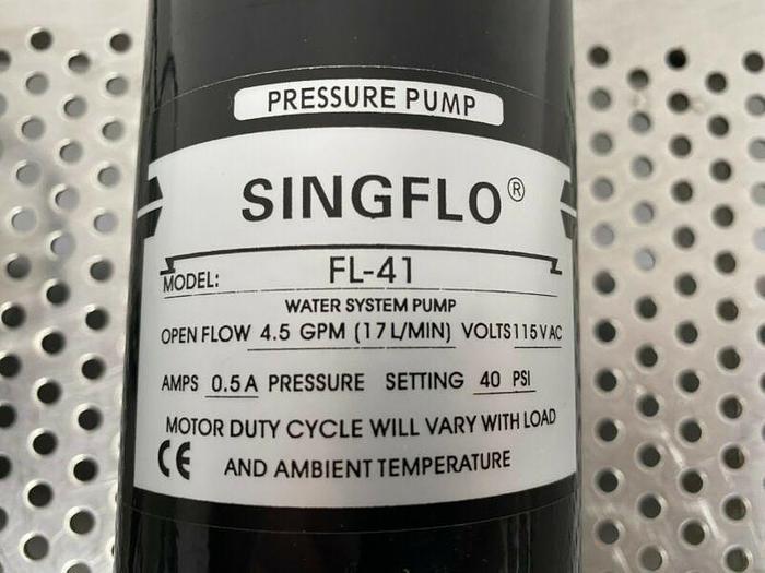 Used Singlo FL-41 Water System Pressure Diaphragm Pump 4.5 GPM 17L / Min