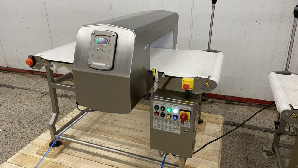 Used Ceia metal detectors unused condition