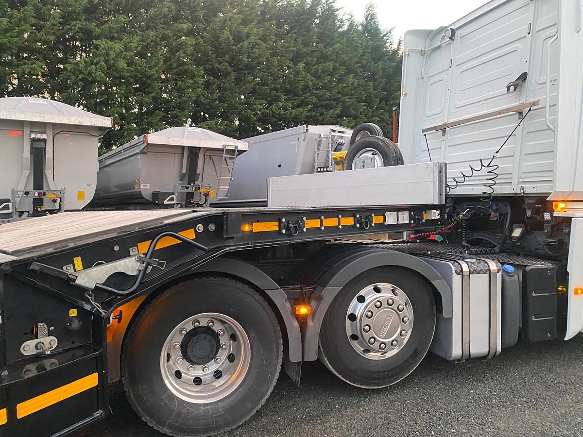 Used 2024 FAYMONVILLE TRAILER 