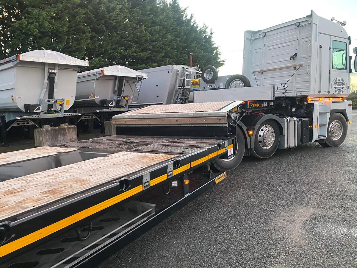 Used 2024 FAYMONVILLE TRAILER 