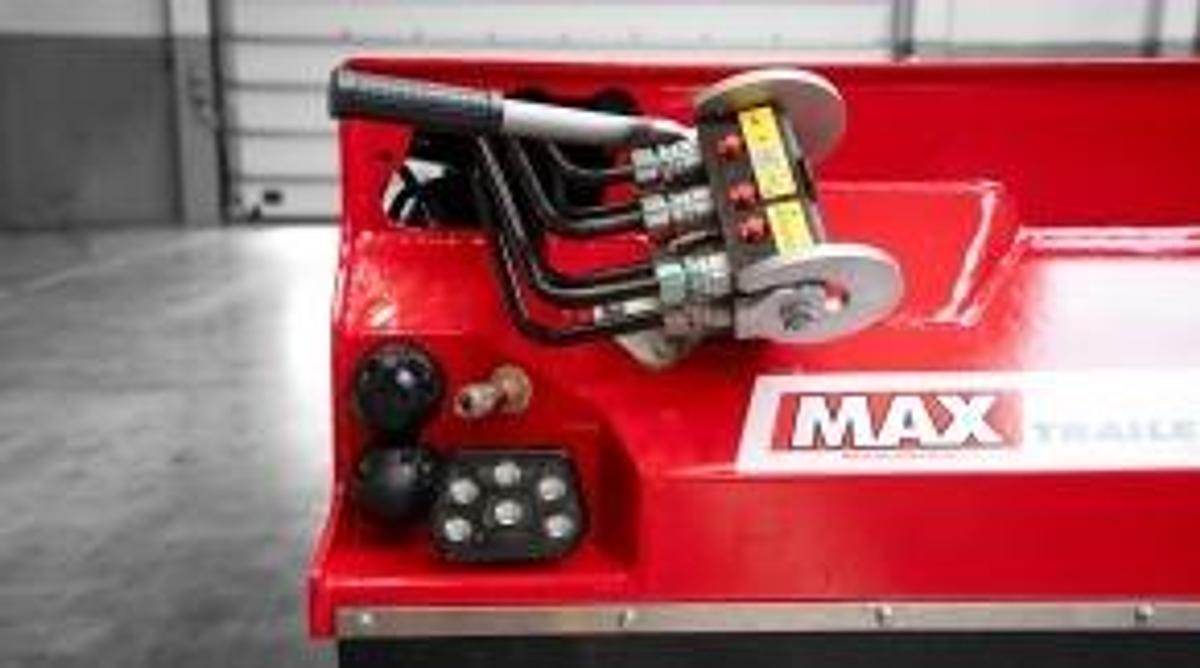 MAX710 lowbed trailer