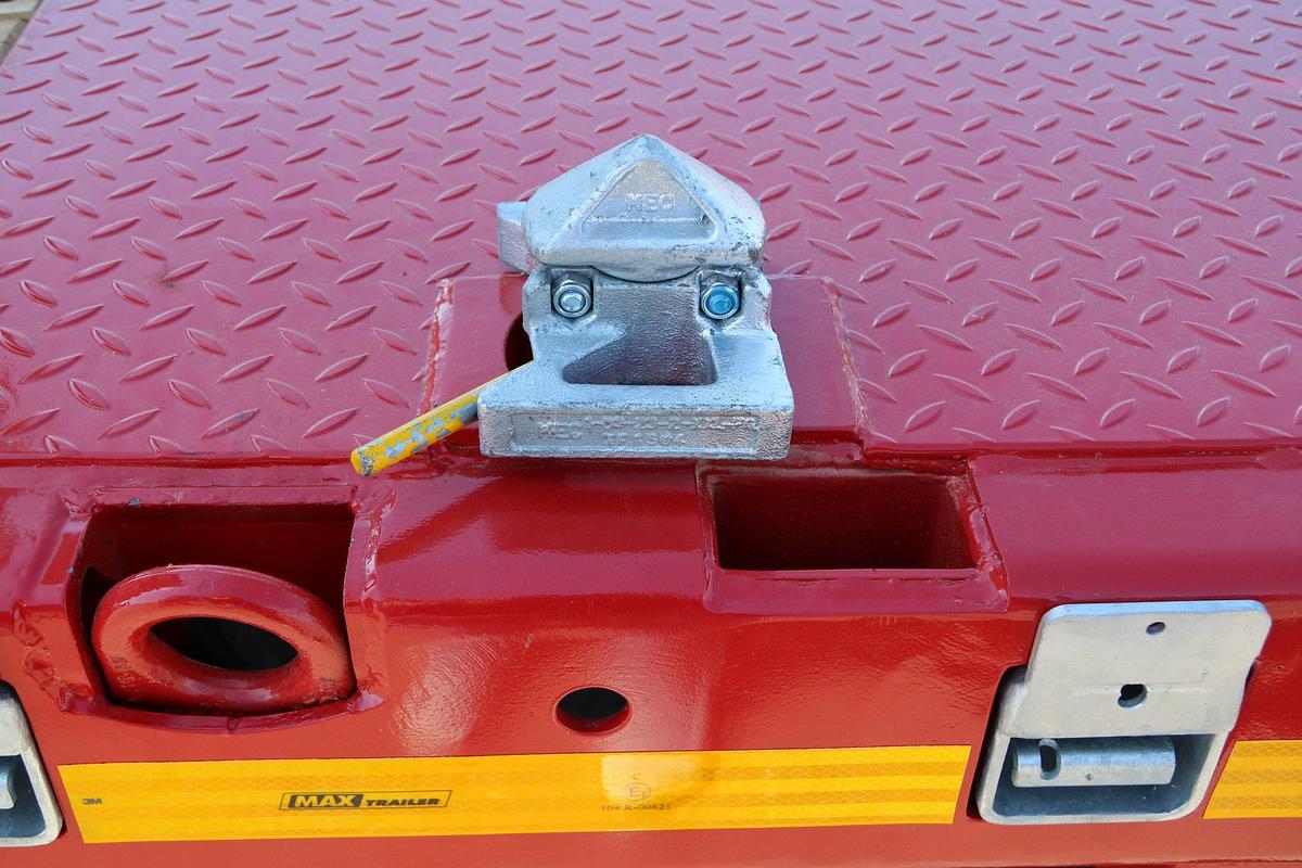 Used NEW MAX Trailer, Draw Bar Low Loader