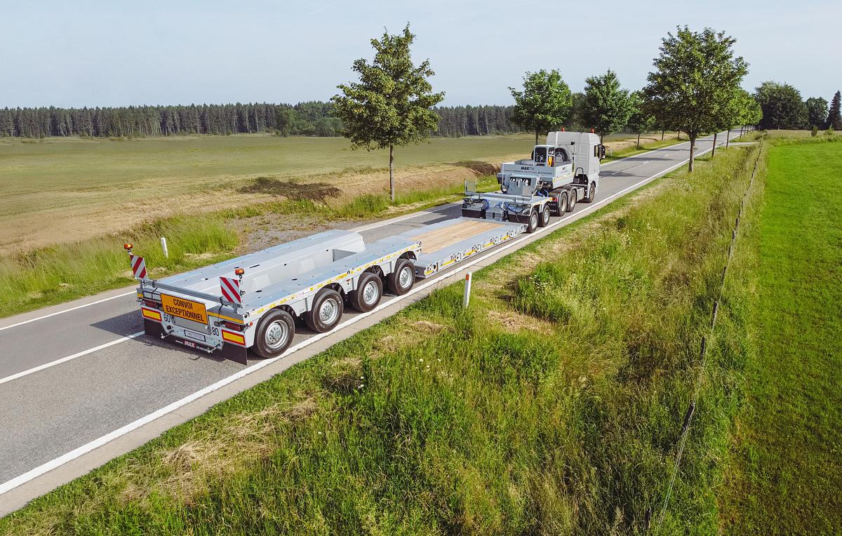 MAX710 lowbed trailer
