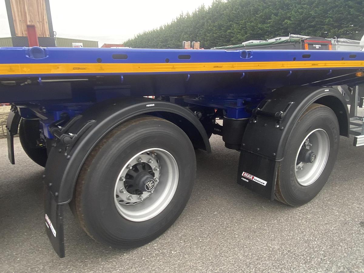 NEW MAX210 POWER STEERED EXTENDABLE