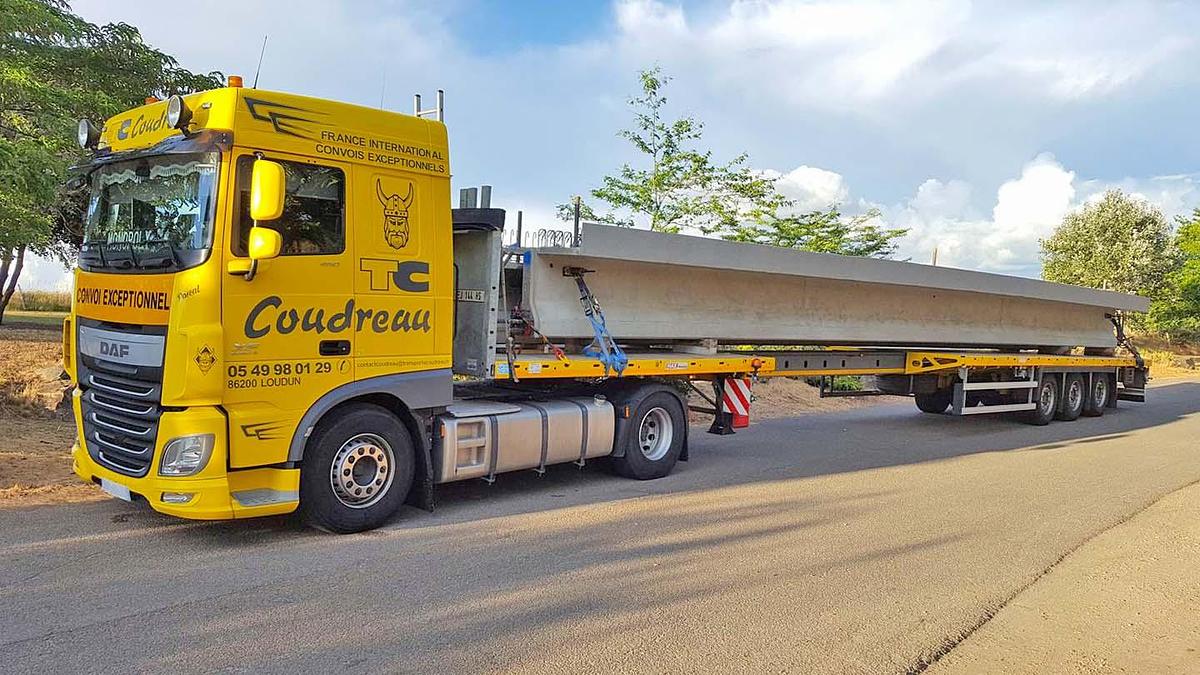 MAX200 flatbed trailer