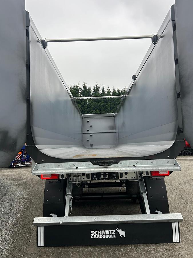 NEW SCHMITZ 10.5m STEEL SCRAP BULK TIPPING TRAILER 
