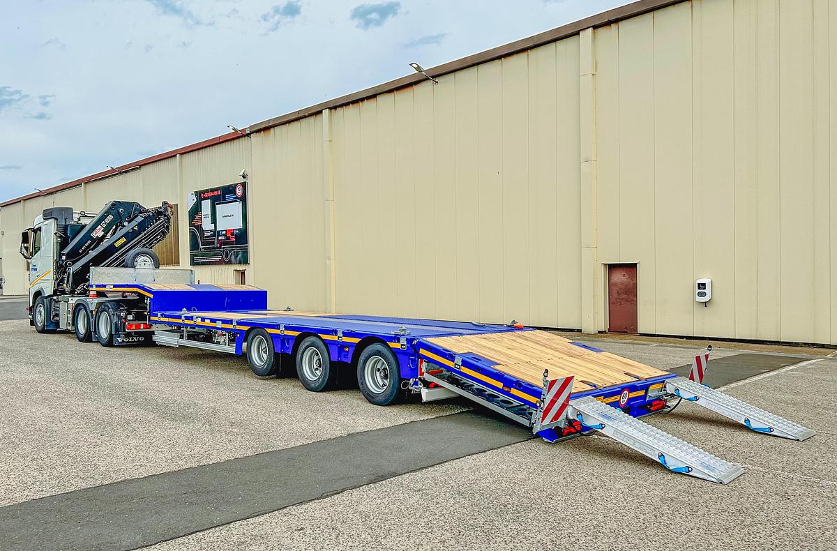 MAX 100 With hydraulic tail