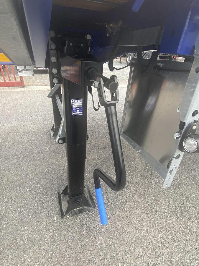 NEW MAX210 POWER STEERED EXTENDABLE