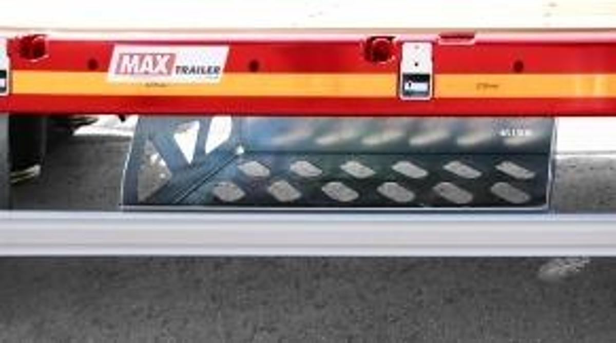 MAX600 turntable trailer