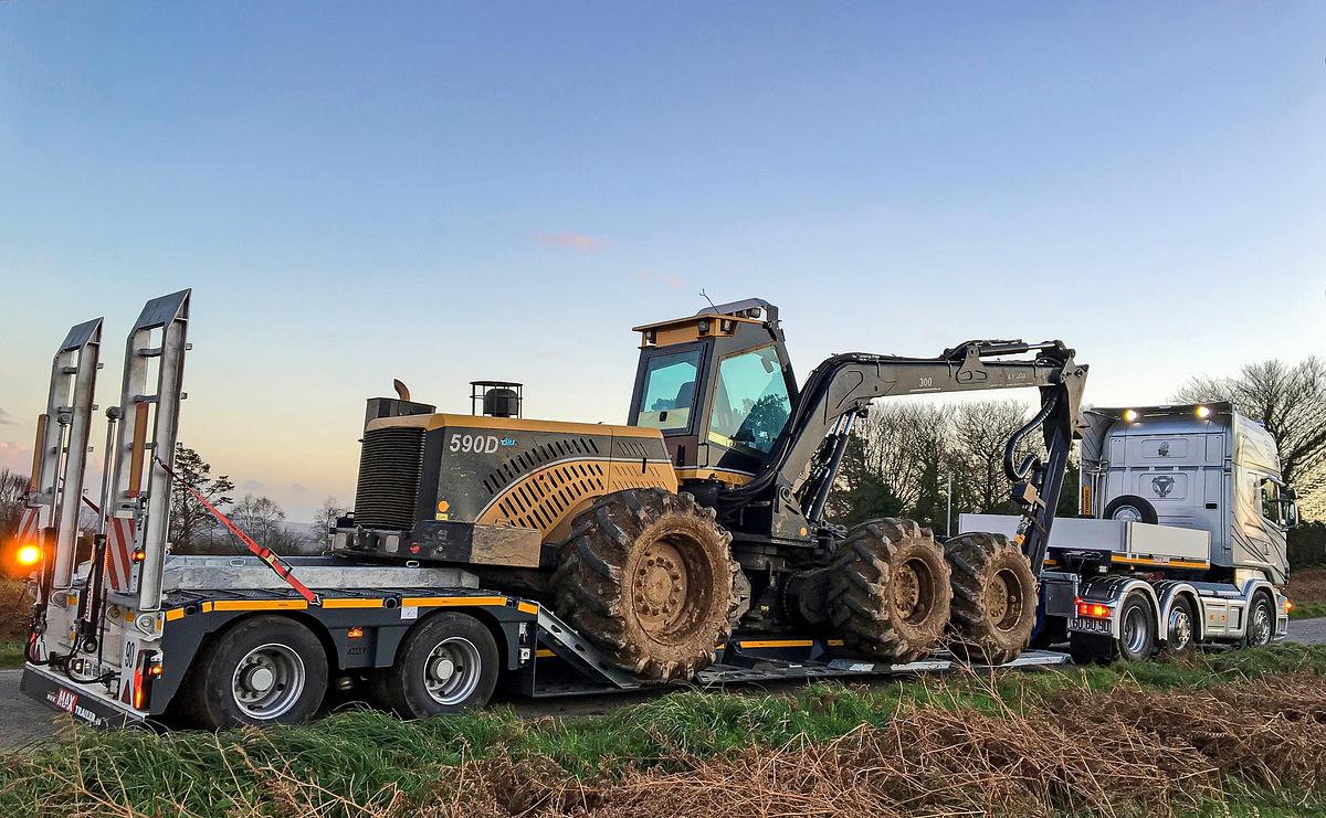 MAX510 lowbed trailer