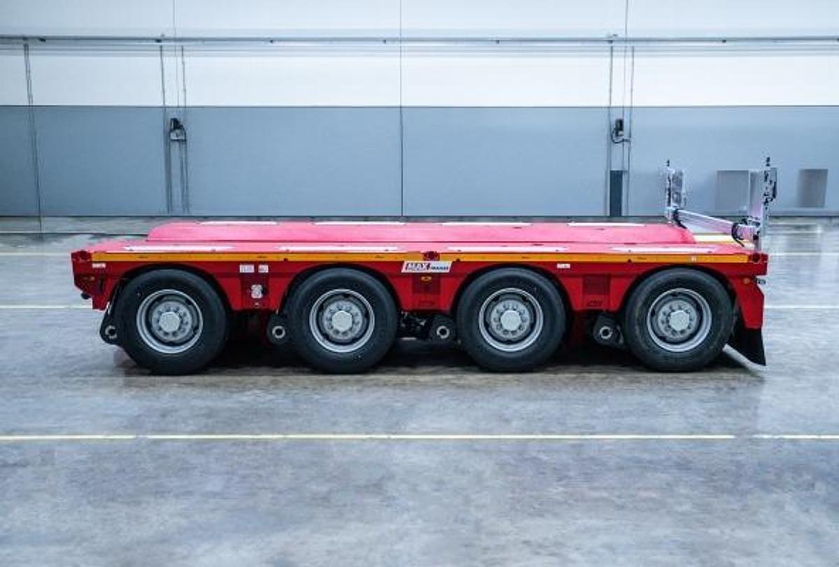 MAX710 lowbed trailer