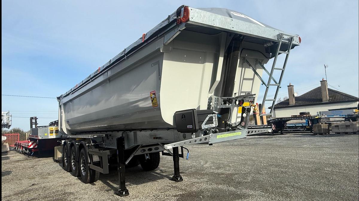 2026 SCHMITZ Schmitz 8.2m