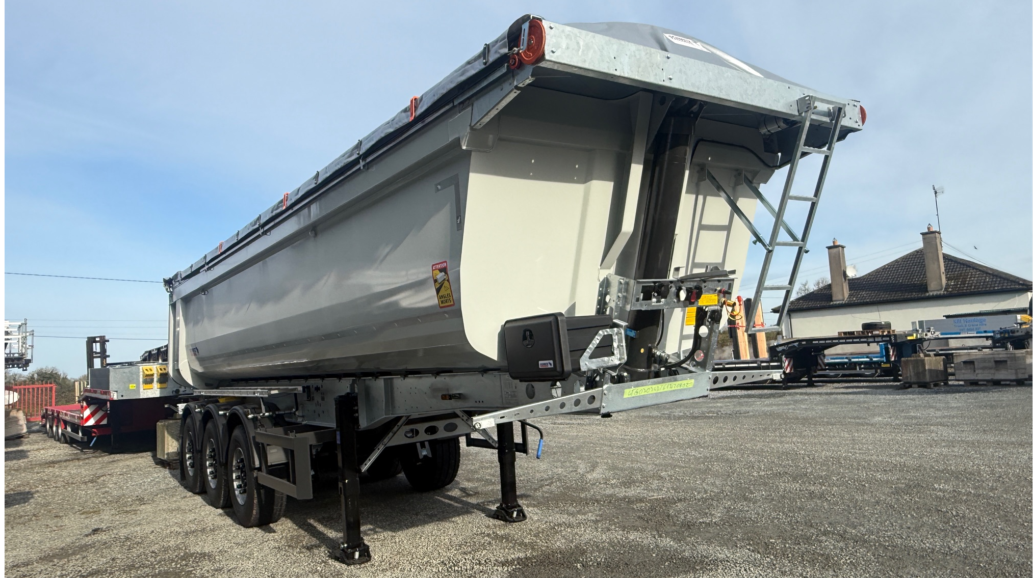 2026 SCHMITZ Schmitz 8.2m