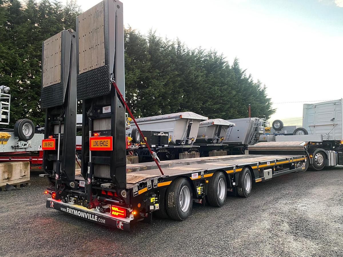 Used 2024 FAYMONVILLE TRAILER 