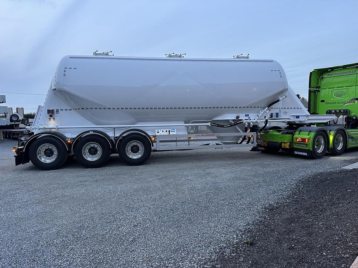 Feldbinder Bulk Tank.