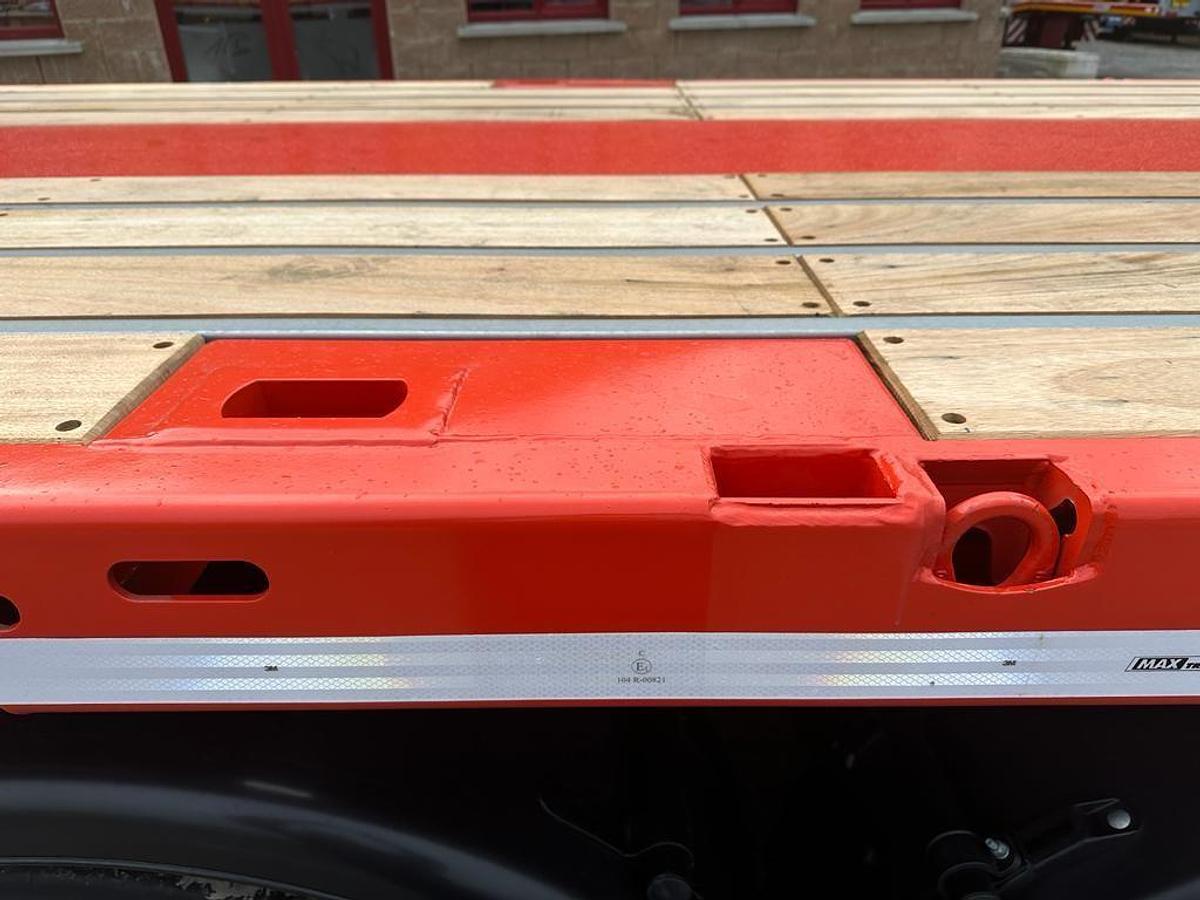 NEW FAYMONVILLE MAX FLAT TRAILER