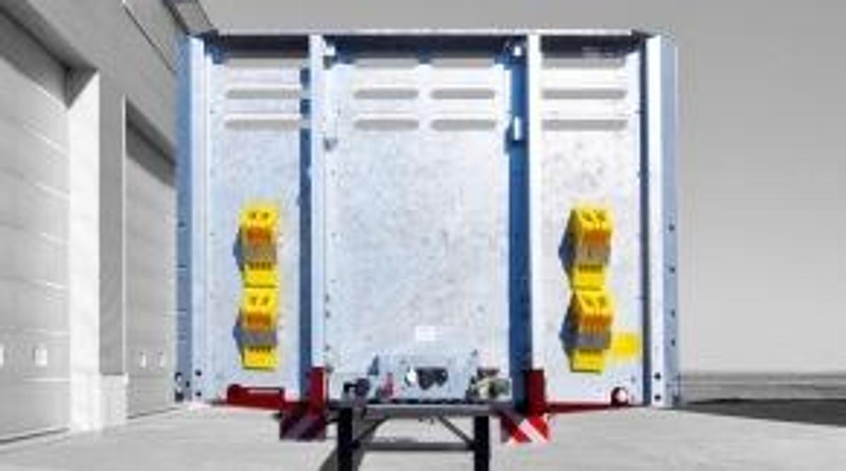 MAX200 flatbed trailer