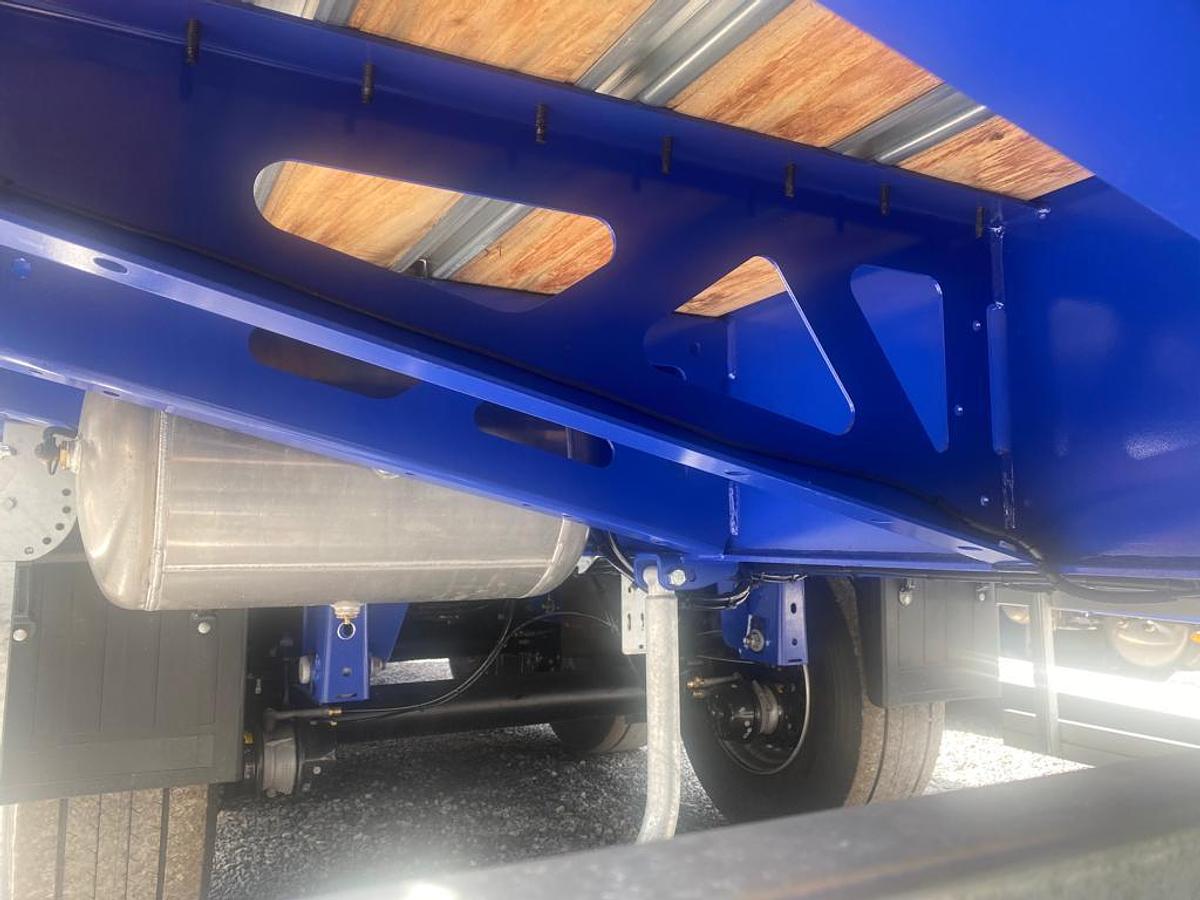 Used MAX Trailer Flat Trailer.