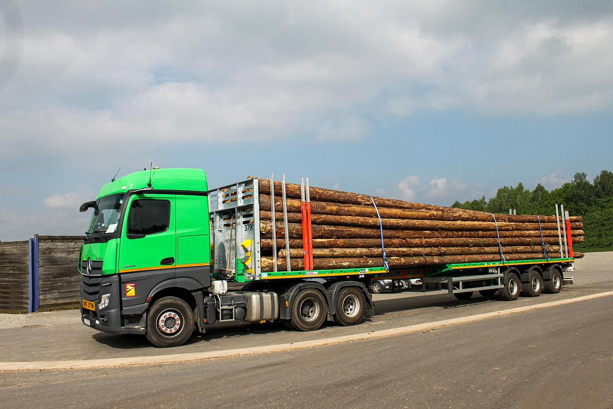 MAX200 flatbed trailer