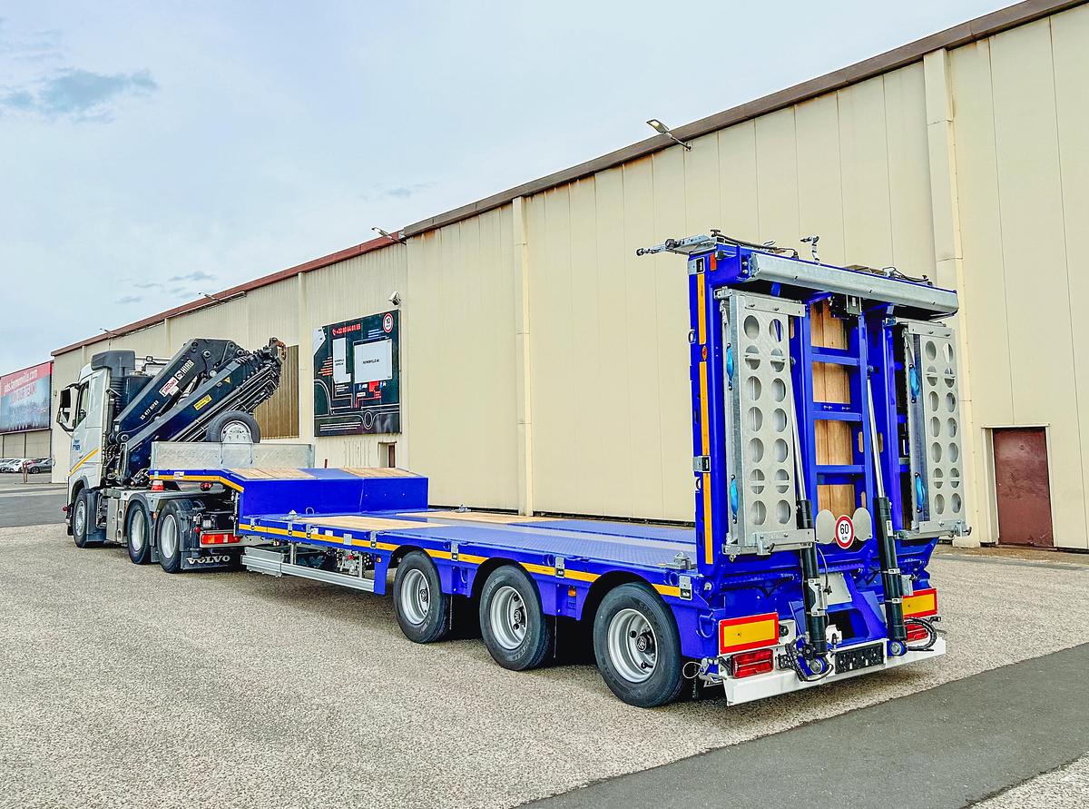 MAX 100 With hydraulic tail