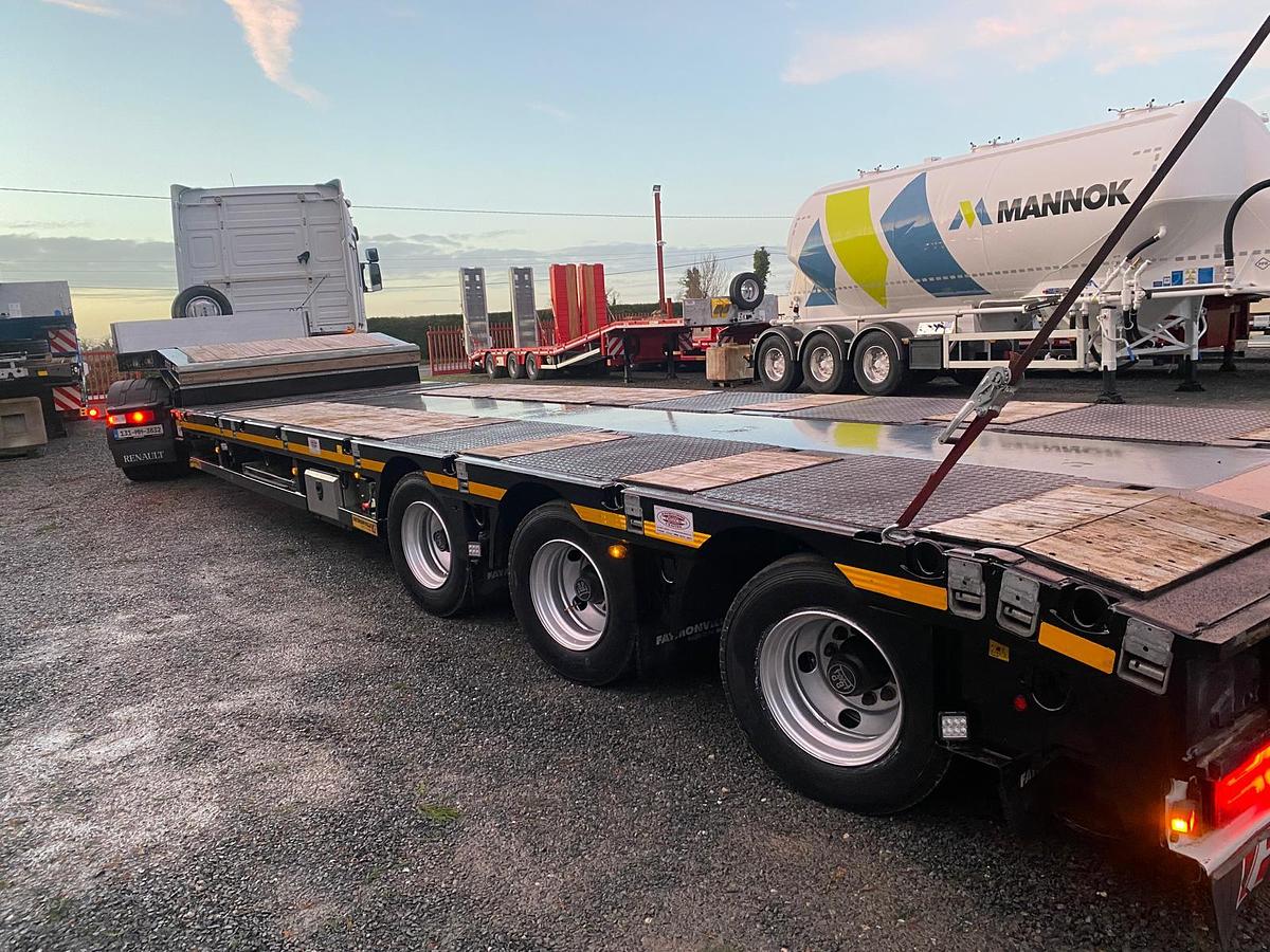 Used 2024 FAYMONVILLE TRAILER 