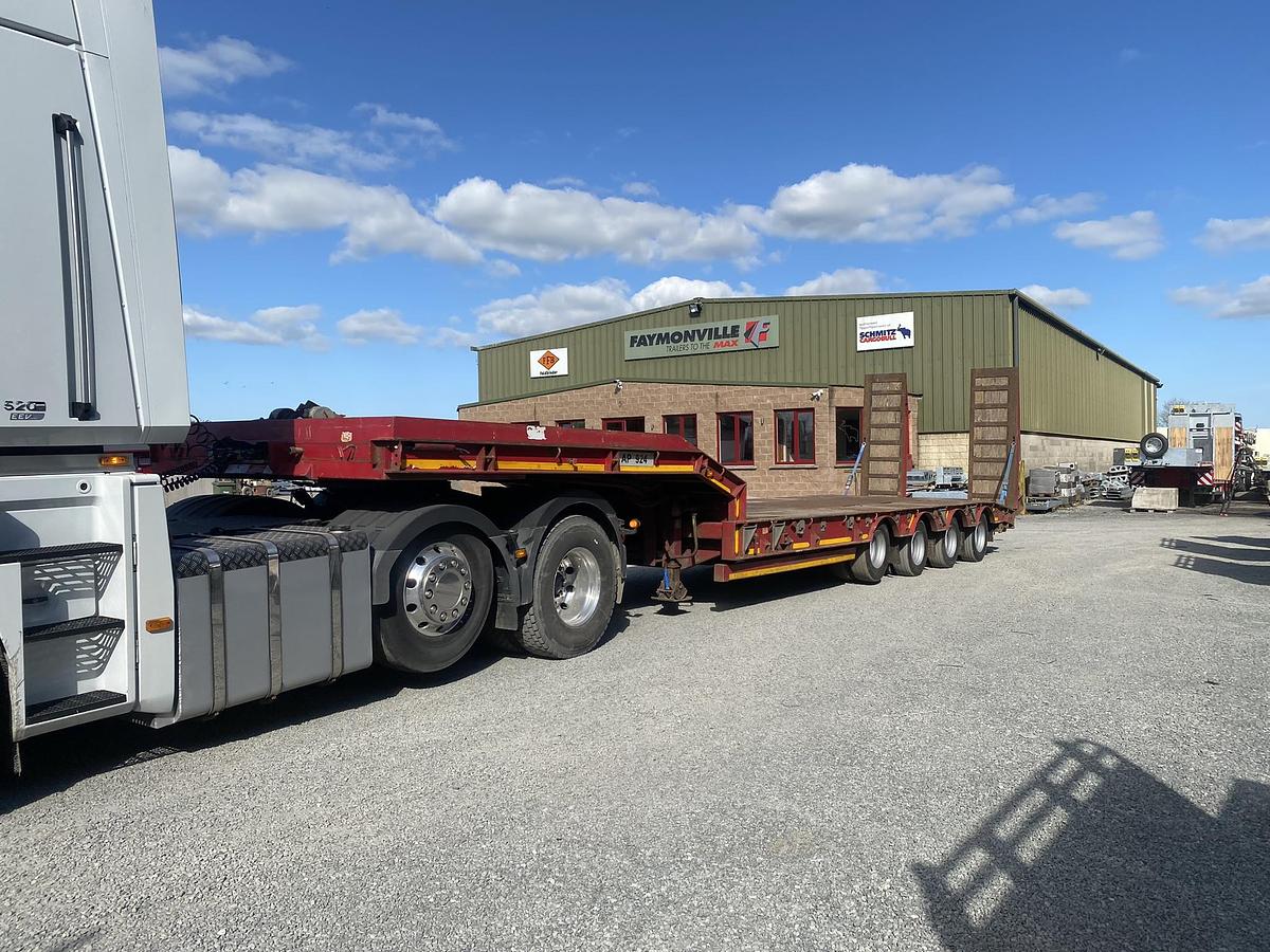 Used 2010 Dennison 4 axle step frame low loader