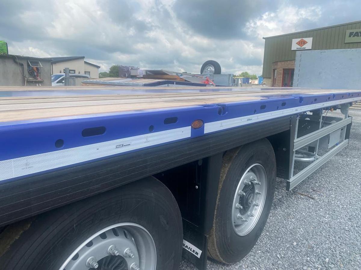 Used MAX Trailer Flat Trailer.