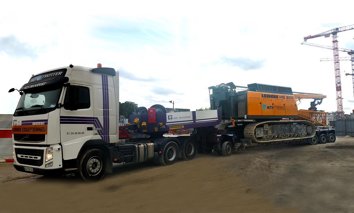 GigaMAX low bed semi-trailer