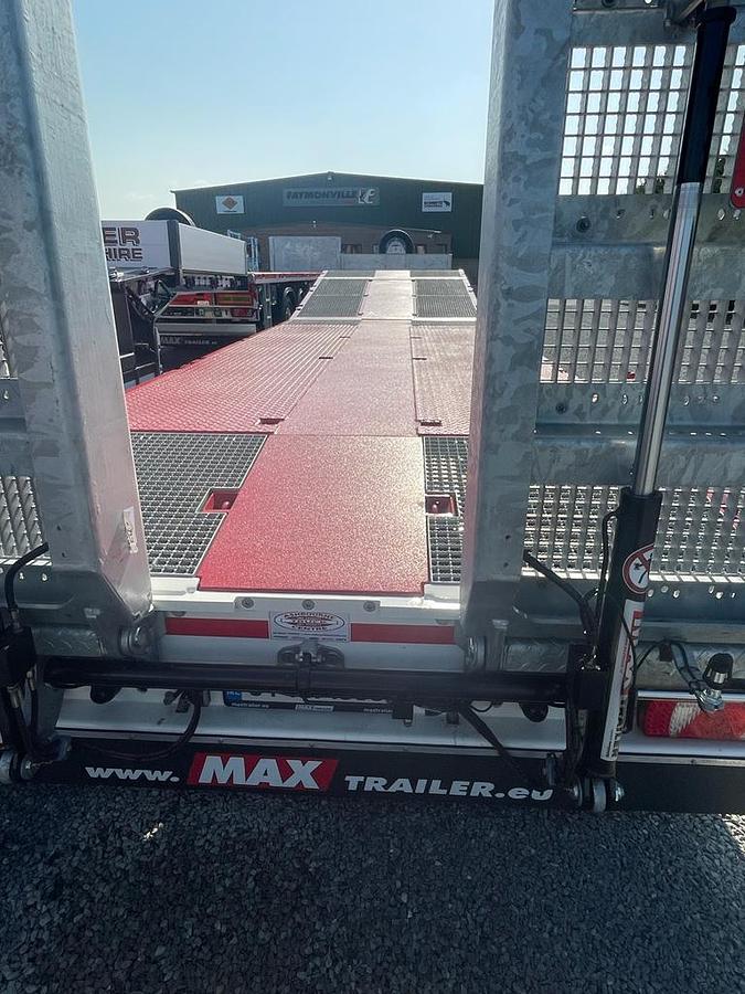 NEW MAX Trailer Lifting Bed Low Loader.