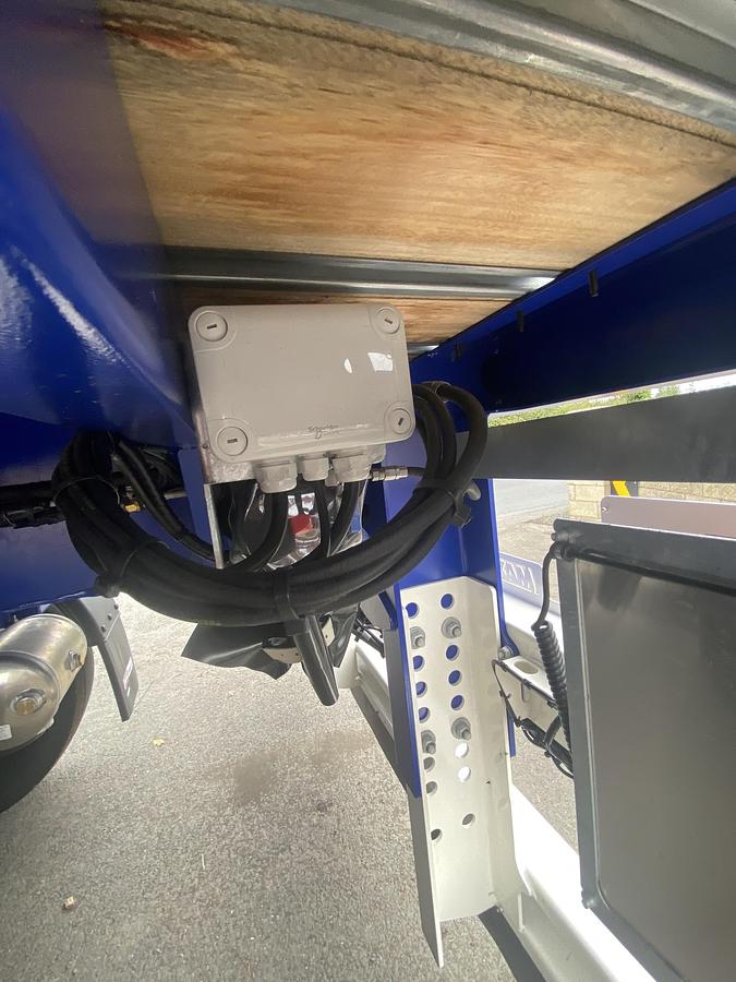 NEW MAX210 POWER STEERED EXTENDABLE