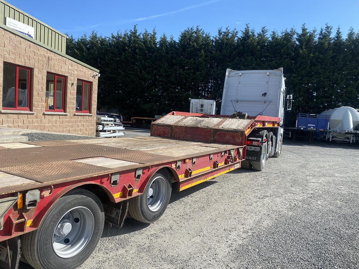 Used 2010 Dennison 4 axle step frame low loader