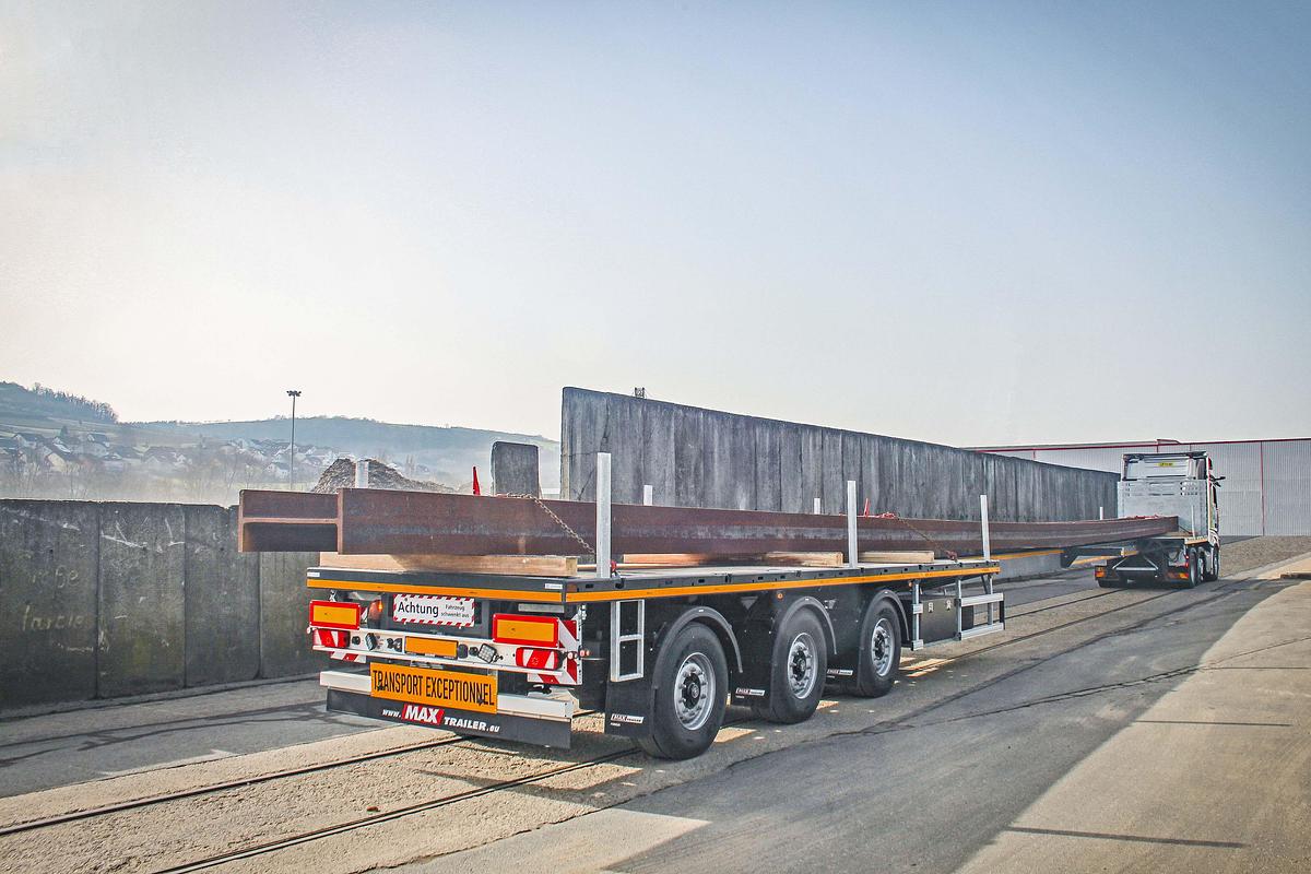 MAX200 flatbed trailer