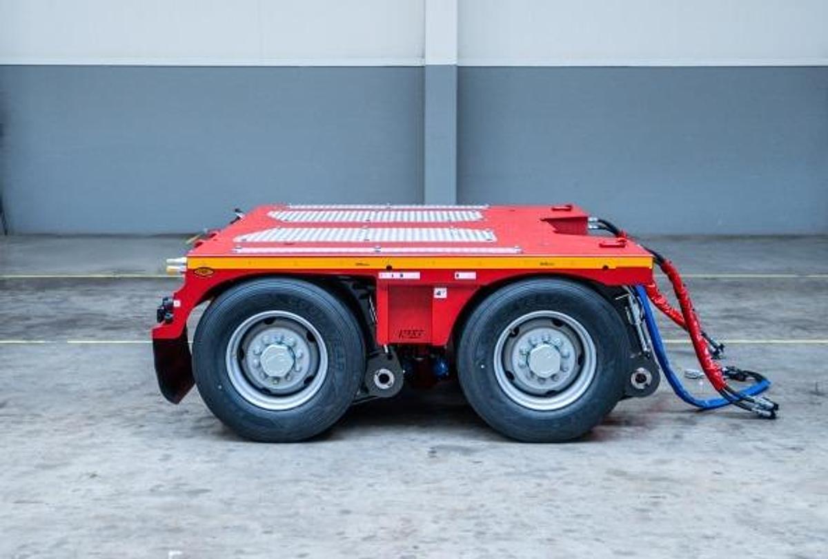 MAX710 lowbed trailer