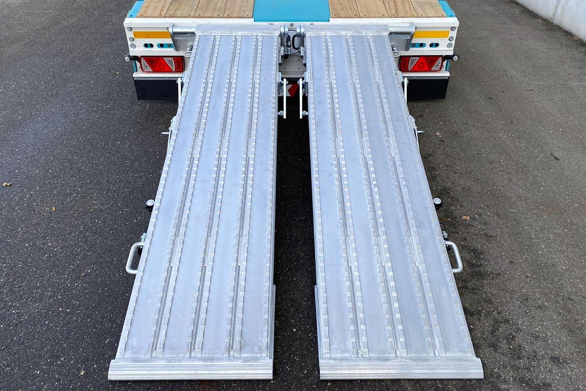 Used New Unused MAX Trailer MAX300