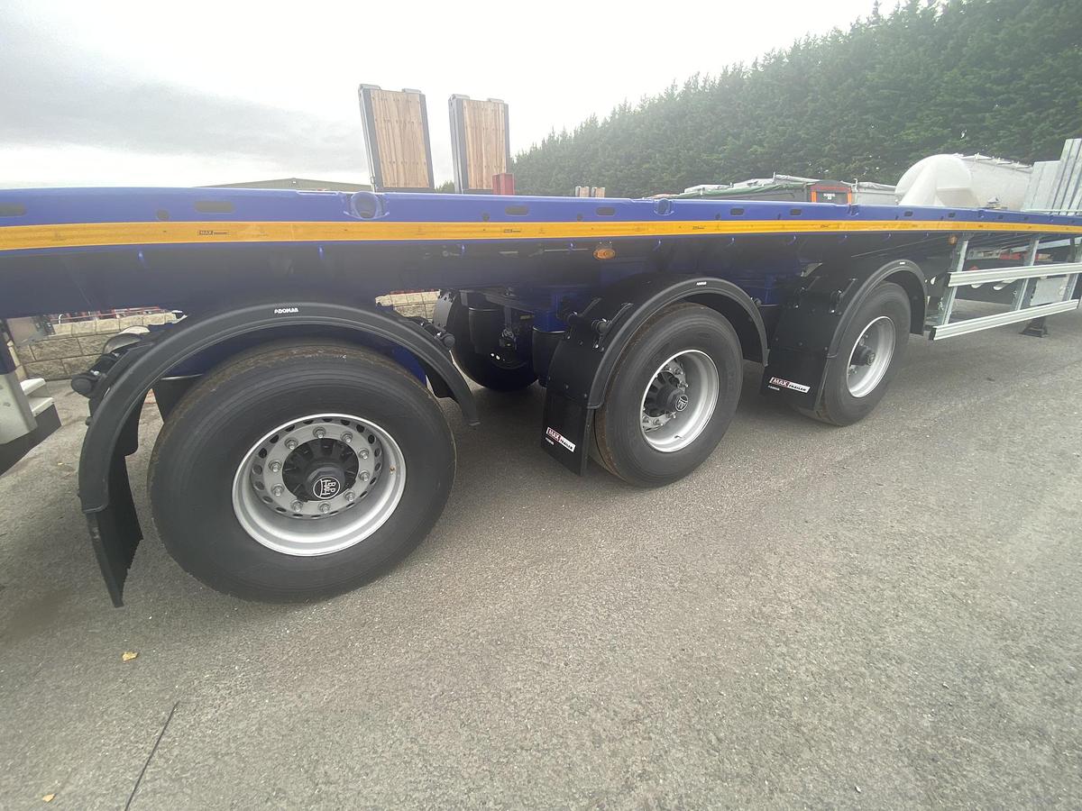 NEW MAX210 POWER STEERED EXTENDABLE