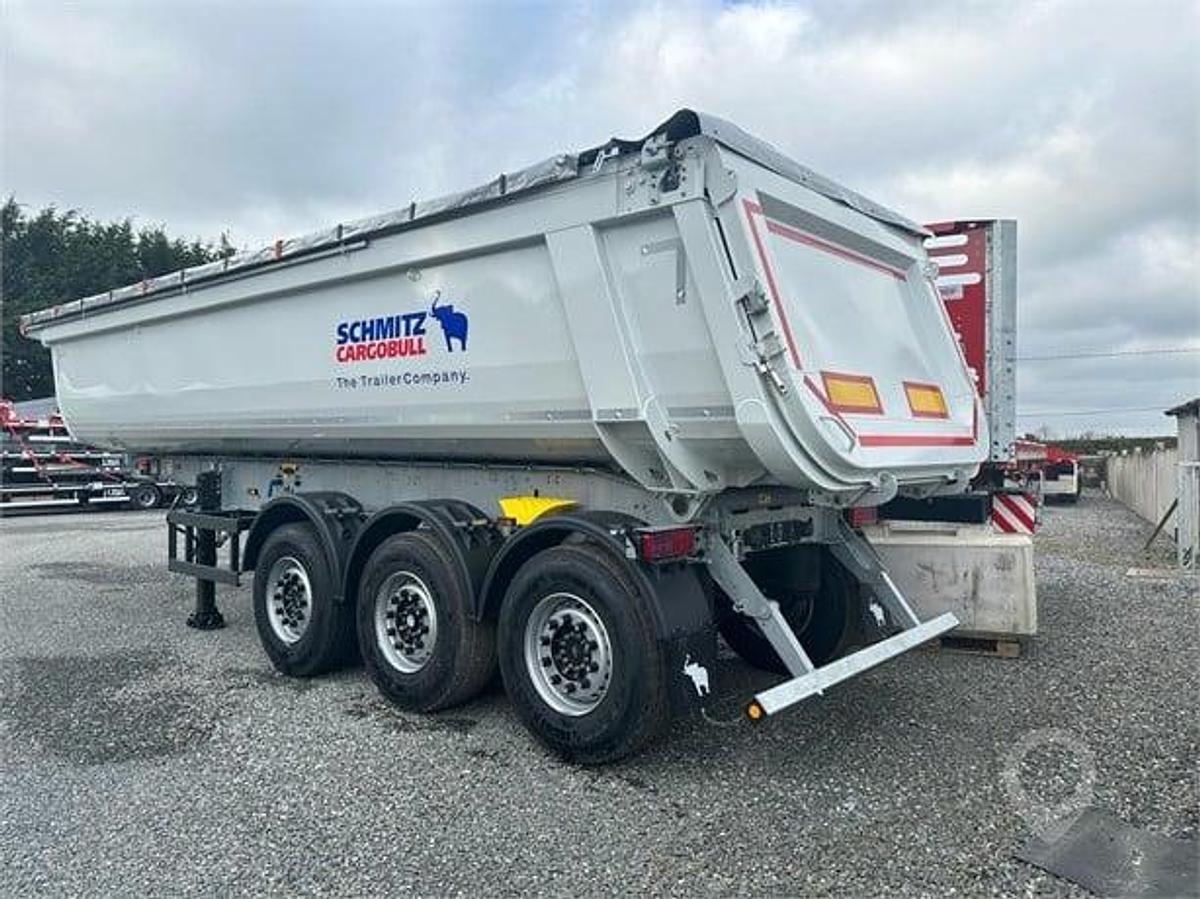 NEW Schmitz 8.2m Tipper Electric Cover